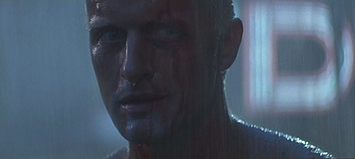 [Immagine: Blade_runner_Roy_.jpg]