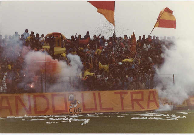 File:Commando ultras giulianova.jpeg