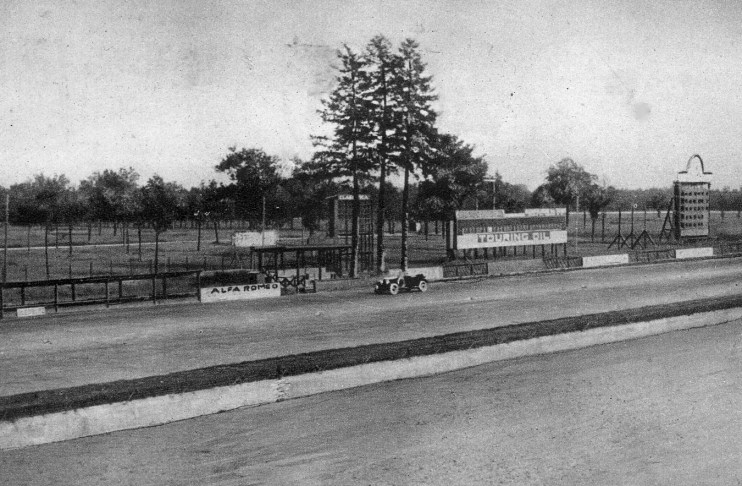 File:MonzaAutodromo1932.jpg