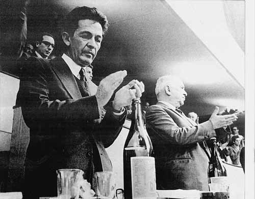 File:BerlinguerXIIIcongresso.jpg