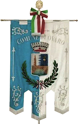 File:Ovaro-Gonfalone.png