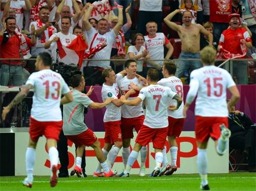 File:Poland,-Greece-play-out-a-thrilling-1-1-draw-161311.jpg