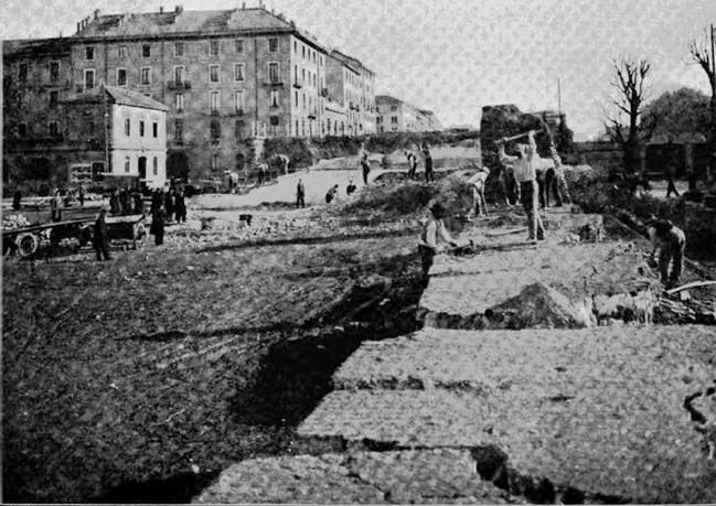 File:Demolizione delle mura spagnole di Milano in viale Papiniano altezza di piazza Sant'Agostino.jpg