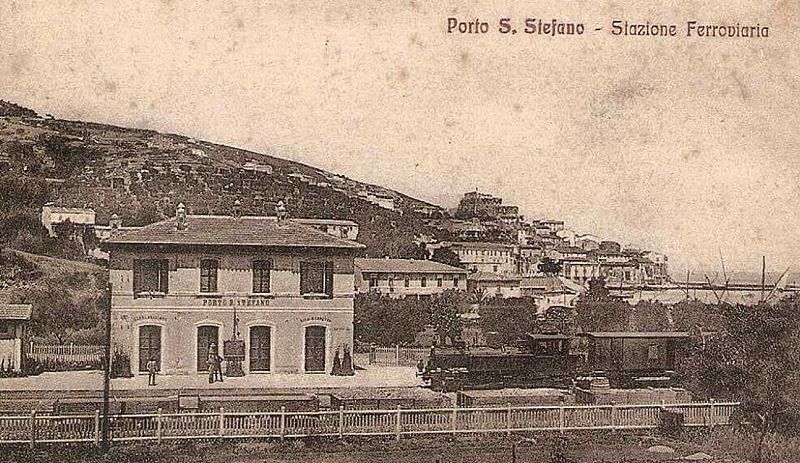 File:Porto Santo Stefano stazione.jpg