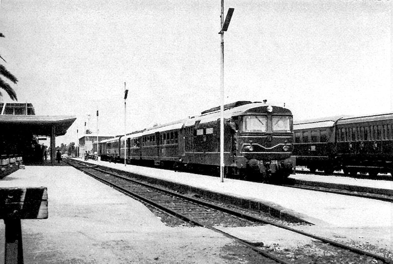 File:Stazione di Oristano, epoca.jpg