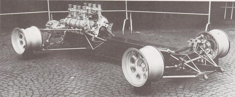 File:De Tomaso P70 chassis at Turin Motor Show in November 1965.jpg