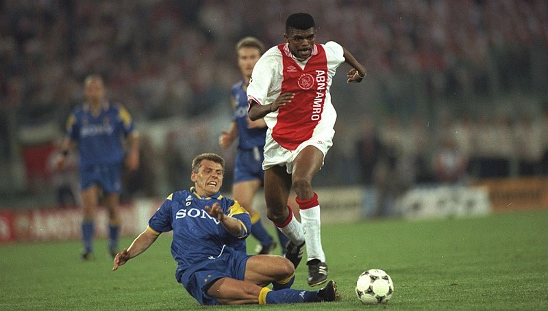 File:Champions League 1995-96 - Ajax vs Juventus - Nwankwo Kanu e Vladimir Jugović.jpg