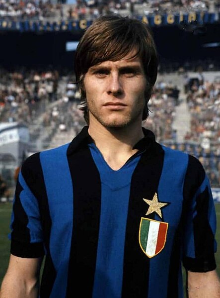 File:Gabriele Oriali - FC Internazionale Milano 1971-72.jpg