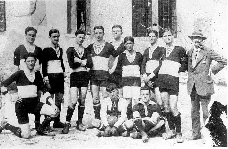 File:Calcio Padova 1914-15 .jpg