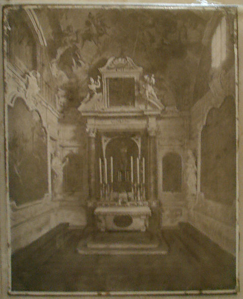 File:Chiesa di san bartolomeo, foto anteriore al 1944 interno 02.JPG