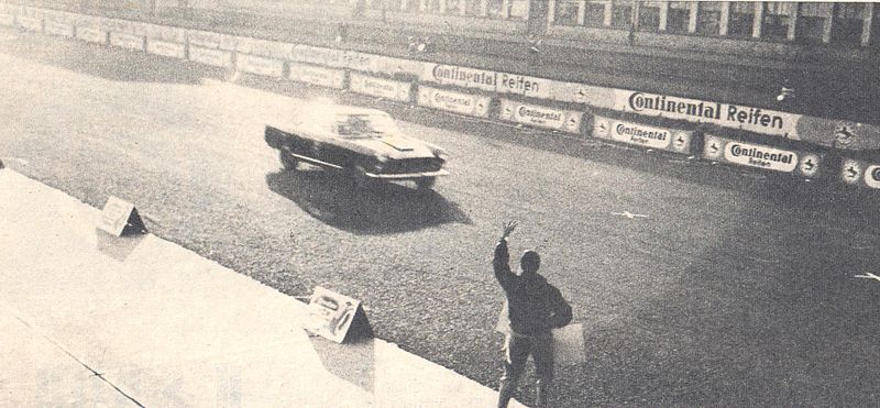 File:Lancia Flaminia al Nurburgring 1962.jpg