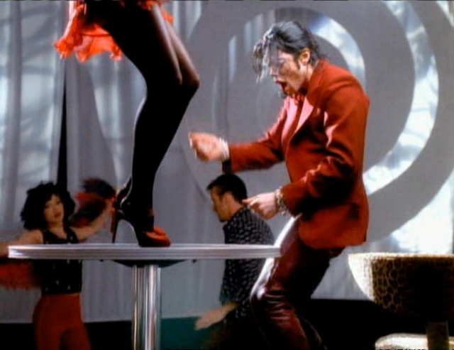 640px-Michael_Jackson_Blood_on_the_Dance_Floor.jpg.png