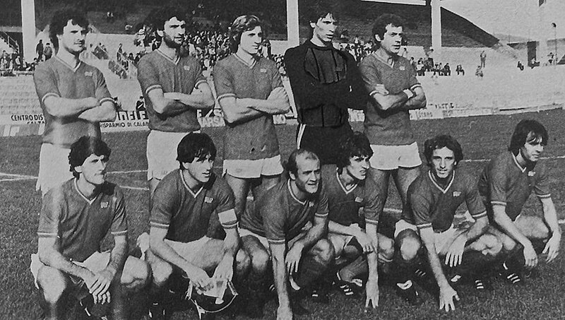 File:Unione Sportiva Catanzaro 1983-84.jpg