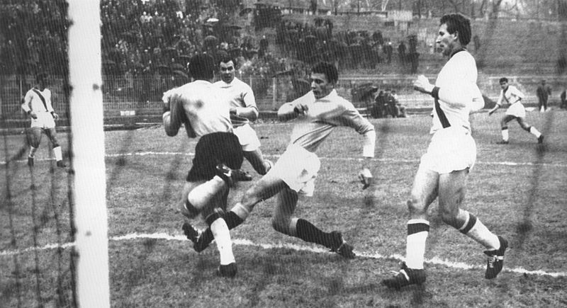 File:Gigi Riva - AC Legnano 1962-63.jpg
