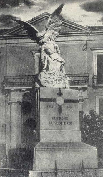 File:Monumento ai Caduti della Guerra (1915-1918).jpg