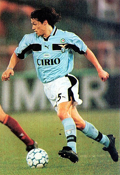 File:Matías Almeyda - SS Lazio 1998-99.jpg