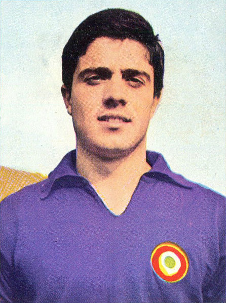 File:Claudio Merlo - AC Fiorentina 1966-67.JPG