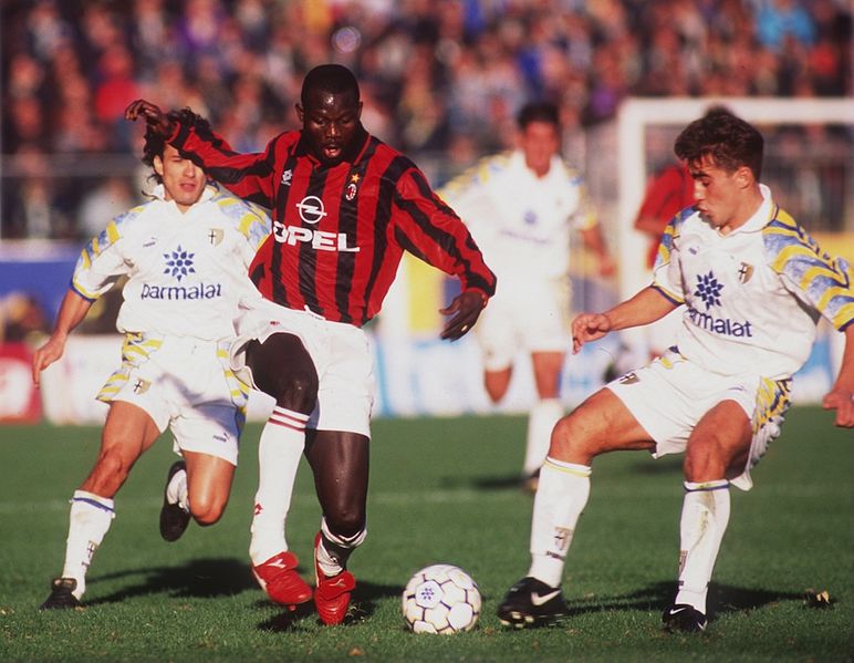 File:Serie A 1995-96 - Parma vs Milan - George Weah e Fabio Cannavaro.jpg