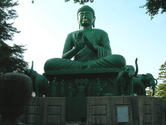 ファイル:Nagoya Daibutsu-20070513.jpg