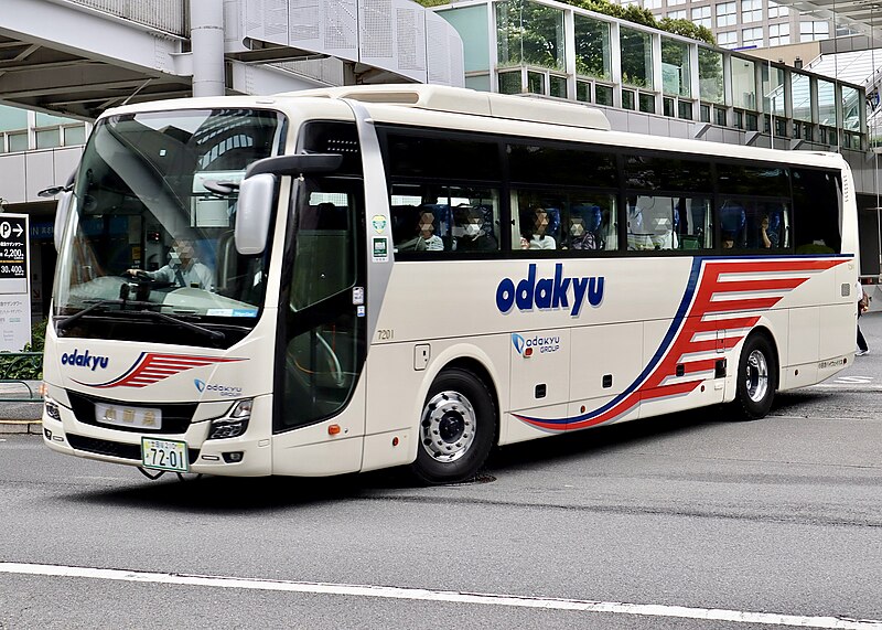 ファイル:OdakyuHighwayBus7201.jpeg