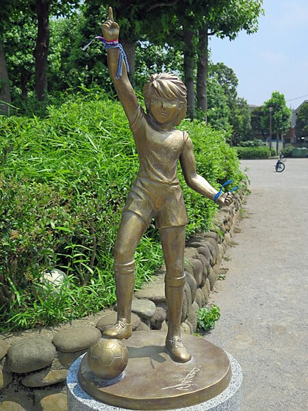 ファイル:Katsushika Tokyo Kojiro Hyuga Statue 1.jpg