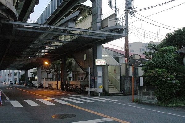 600px-Shonan-monorail-Fujimicho-Sta.jpg