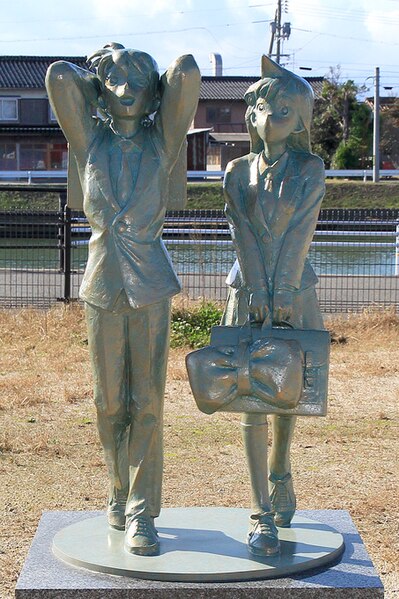ファイル:Hokuei Deainohiroba Shin-ichi Kudo & Ran Mouri Statue 1.jpg