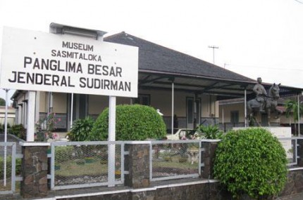 Barkas:Museum Sasmita Loka.jpg