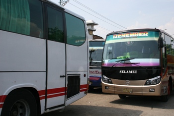 Barkas:Terminal bis Ngawen.jpg