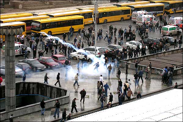 ფაილი:Tbilisi Protests 071107.jpg