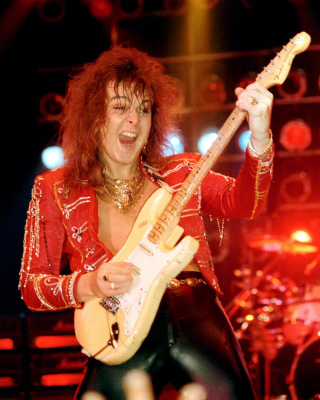 ფაილი:Yngwie Malmsteen The Leningrad Show.jpg