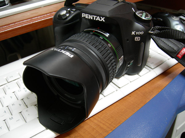 파일:Pentax K100D 2.jpg