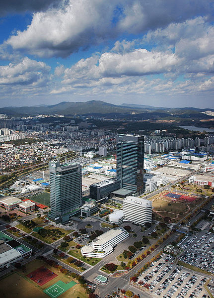 파일:Samsung Electronic Headquarters.jpg