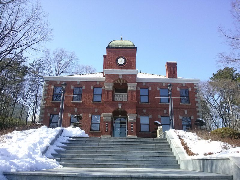 파일:KU Sanghur memorial hall.jpg