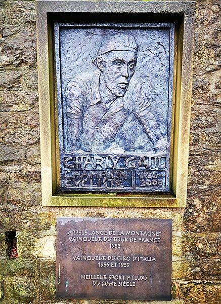 Fichier:Luxembourg, Plaques commémoratives des cyclistes luxembourgeois - Charly Gaul (101).jpg