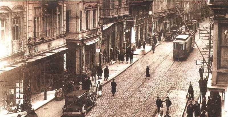 Attēls:OldBeyoglu.jpg