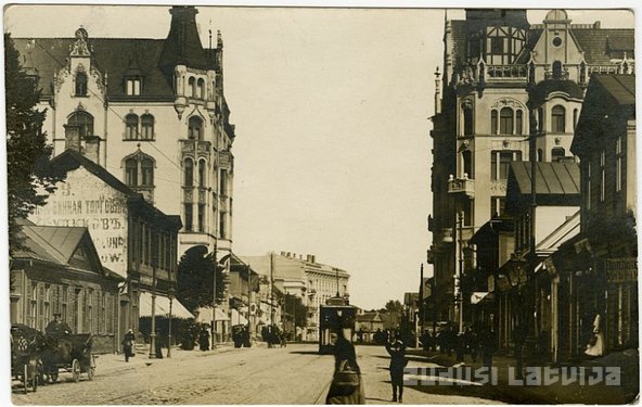 Attēls:Aleksandra iela starp Romanova un Ģertrūdes ielām.jpg