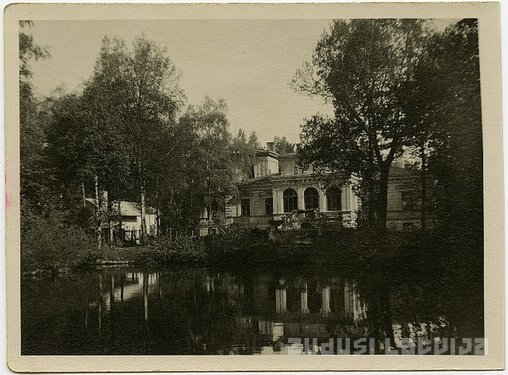 Attēls:Anniņmuižas kungu māja 1920. gados.jpg