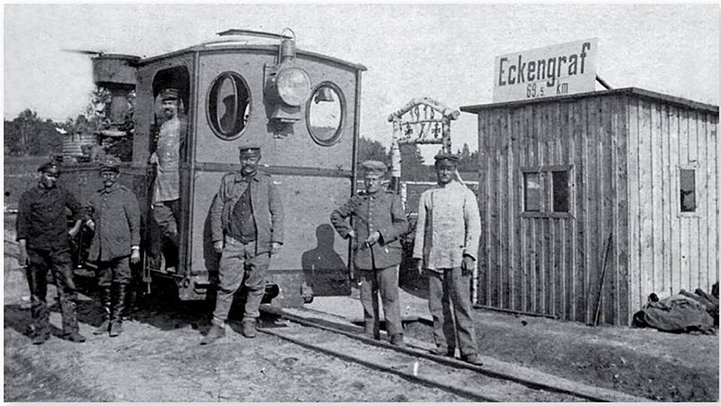 Attēls:Eķengrāfes pietura 1918. gadā.jpg