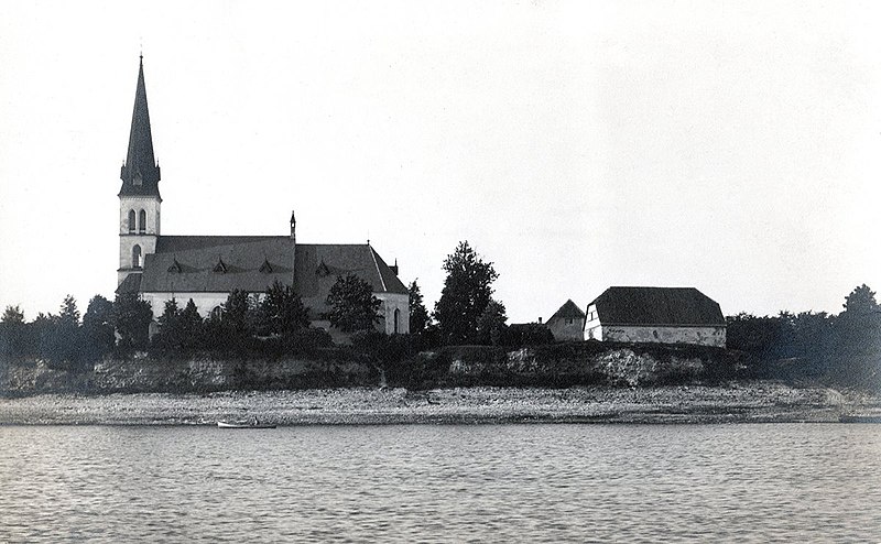 Attēls:Ikšķiles baznīca 1912.jpg