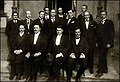 Aleksandra augstumu slimnīcas ārsti iestādes 100 gadu svinībās 1924. gadā. Pirmajā rindā otrais no labās sēž slimnīcas direktors Jānis Brants