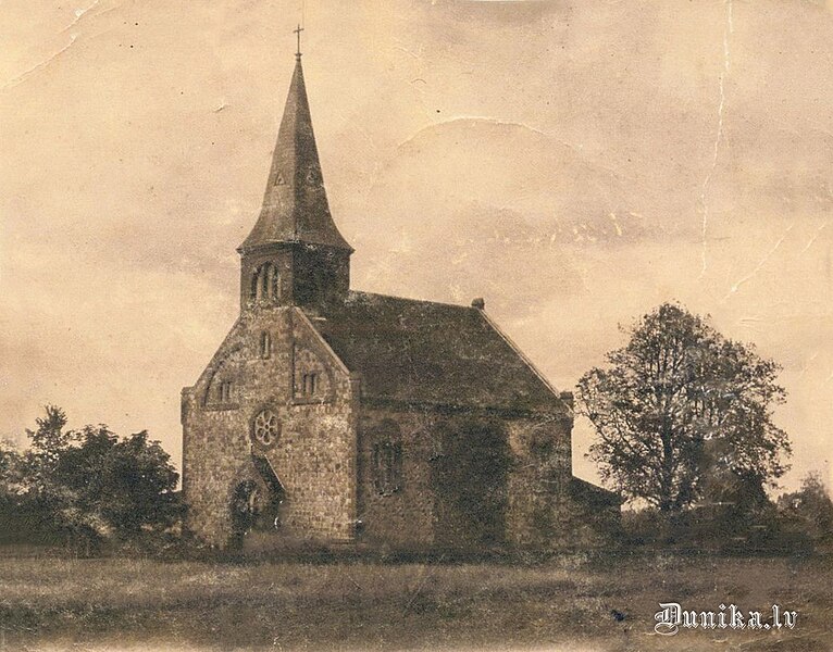 Attēls:Bārtas baznīca pirms 1892.jpg