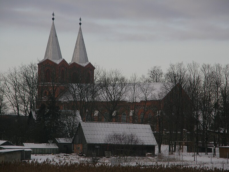 Attēls:Sv. Stanislava katolu baznica.JPG