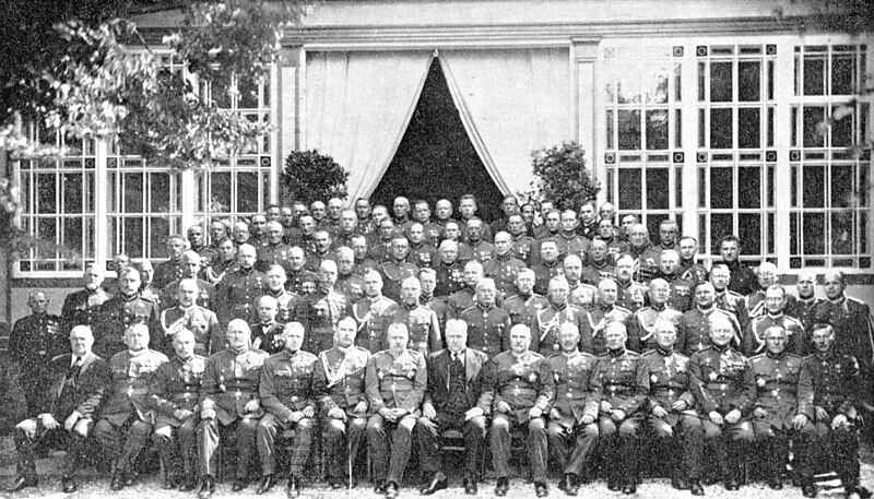 Attēls:Latvijas armijas vadiba 1934.jpg