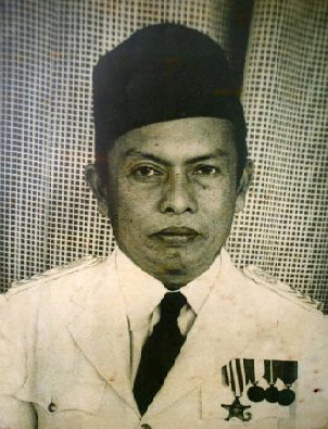 Barkas:Kaharudin Datuk Rangkayo Basa.jpg