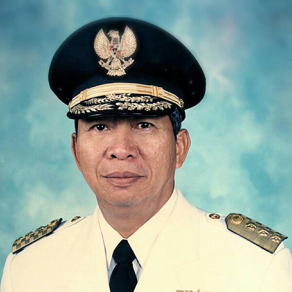 Berkas:Gubernur Sumut Rosihan Arsyad.jpg