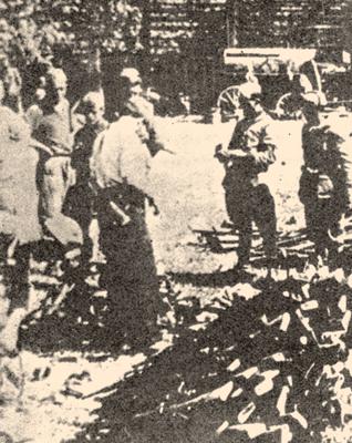 Податотека:Разоружување на италијанската фашистичка војска во Западна Македонија.jpg