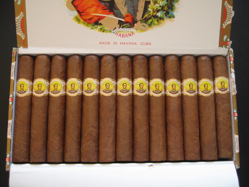 Податотека:BOLIVAR Royal Coronas.jpg