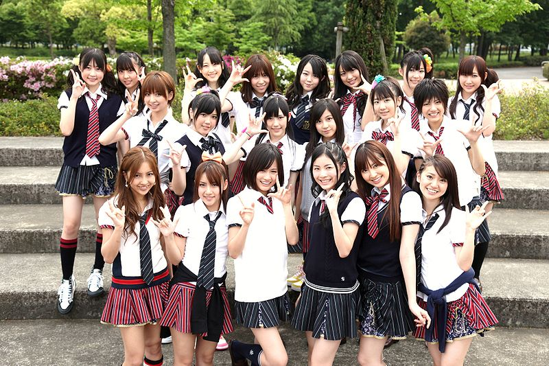 Fail:AKB48 Namida Surprise! gambar promosi.png