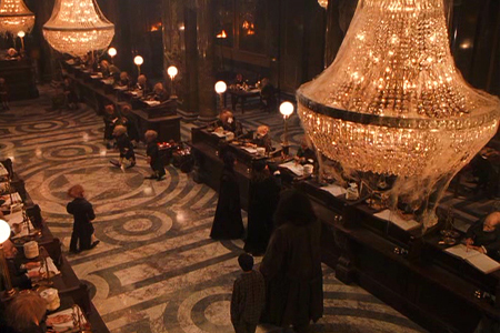 Fail:Dalam Gringotts.jpg